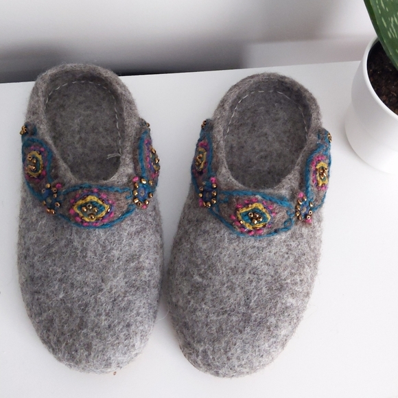 🆕🌿SUNDANCE BOHO WOOL SLIPPERS🌿 - Picture 7 of 8
